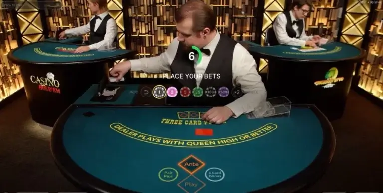 Betting Table in Three Card Poker by Evolution