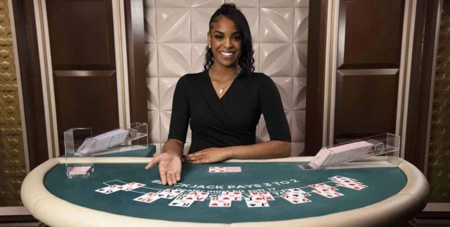 Live Casino Blackjack Dealer – Evolution